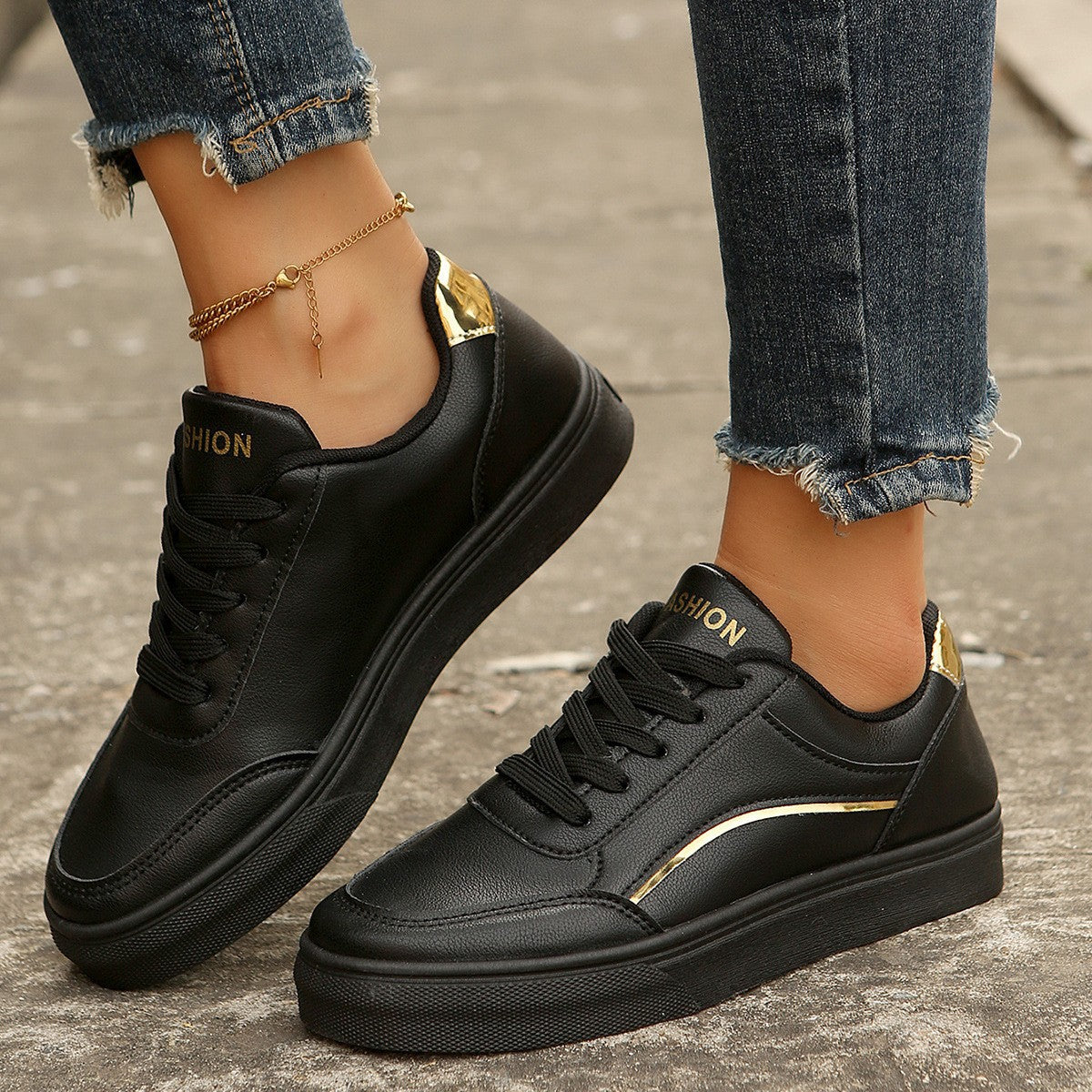 Lace-up White Flats Shoes Fashion Round Toe Slip-on Thick Sole Casual Sneakers For Women
