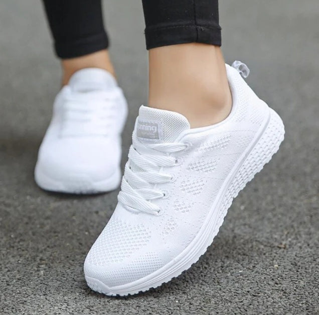Women Lace Up Sports Sneakers Light-Weight Comfy Shoes