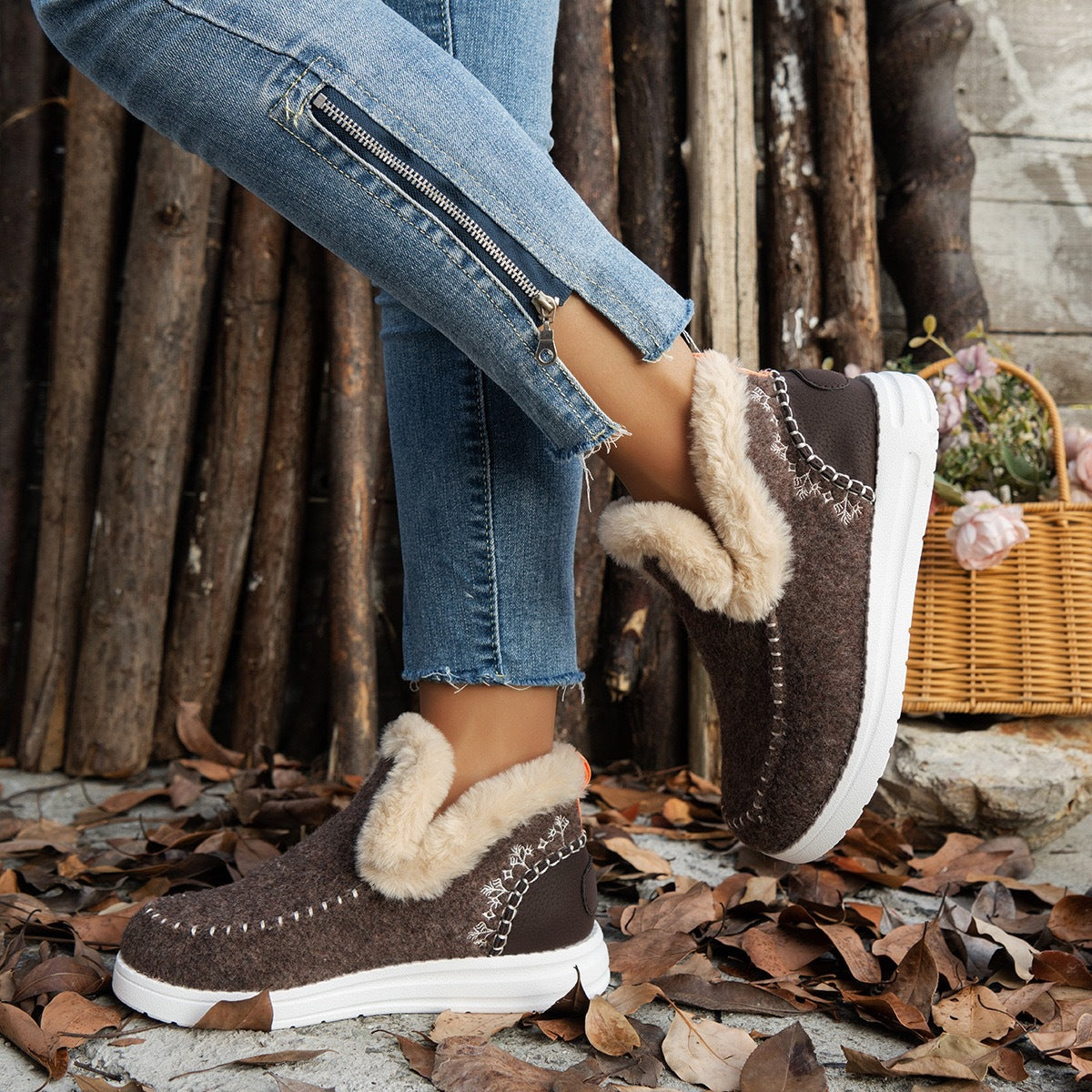 Fleece-lined Thick Plush Boots Warm Sewing Flat Cotton Shoes Winter Ankle Boot Booties