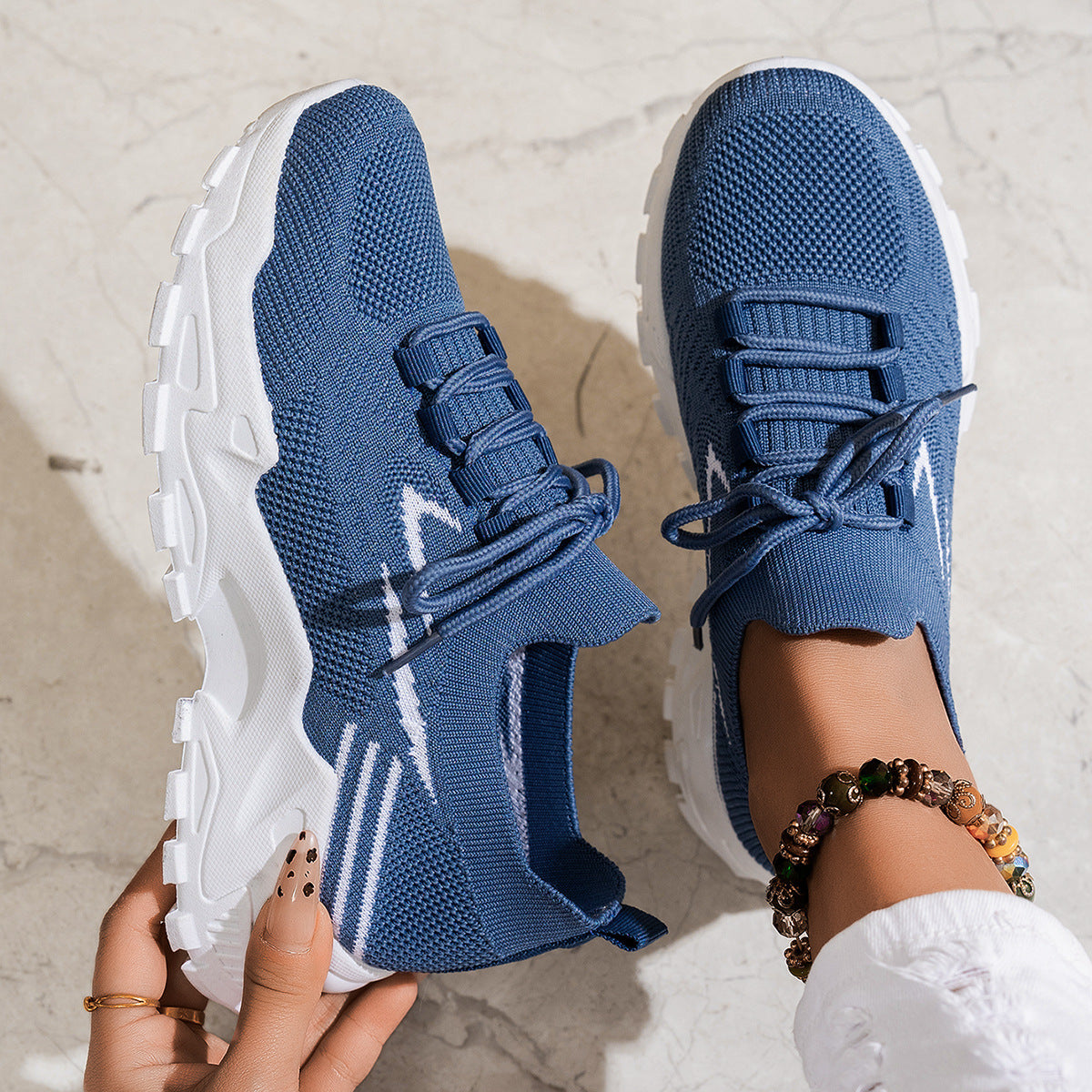 Women's Casual Stylish And Lightweight Soft Bottom Sports Sneakers Chunky Sole Shoes