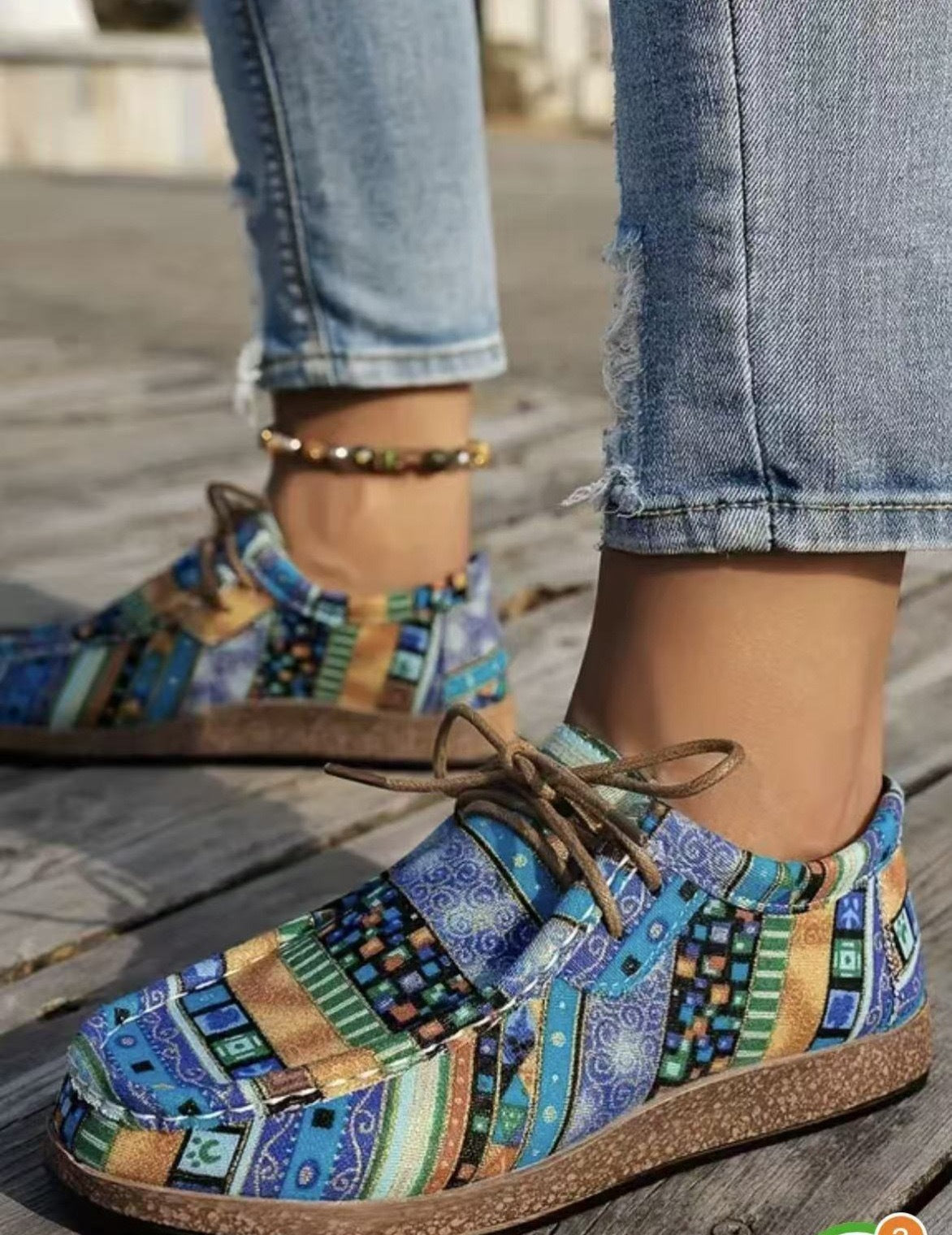 Color Graffiti Canvas Moccasin Style Flat Bottom Sneakers