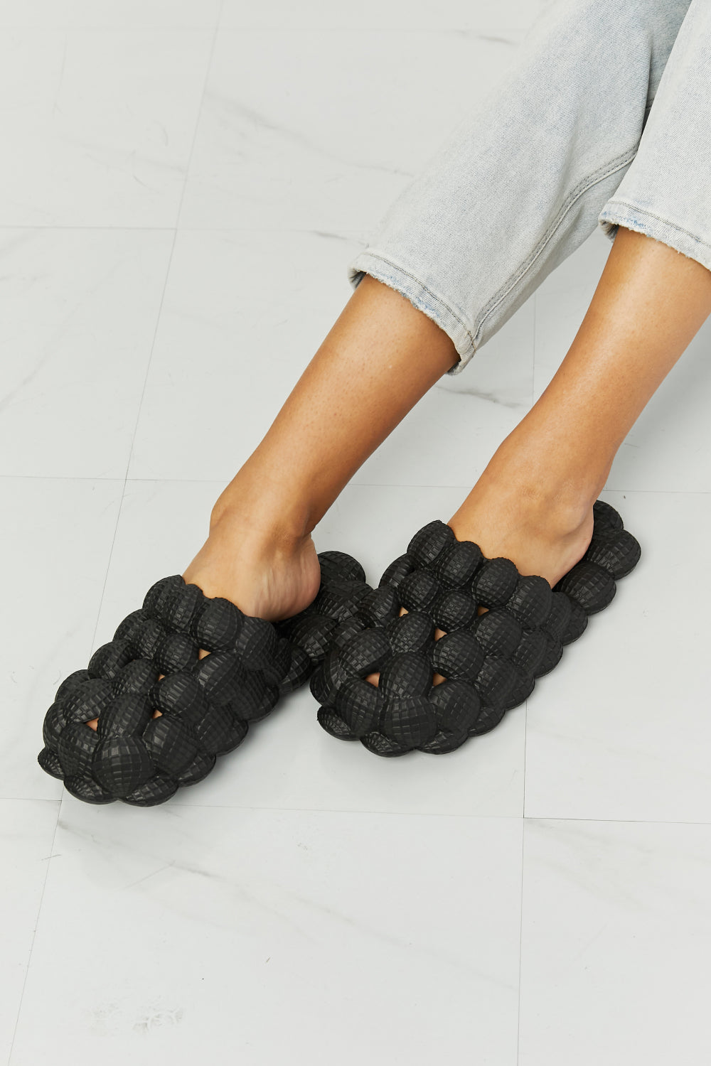 NOOK JOI Laid Back Bubble Puffy Cloud Slide On Flat Comfy Sandals in Black